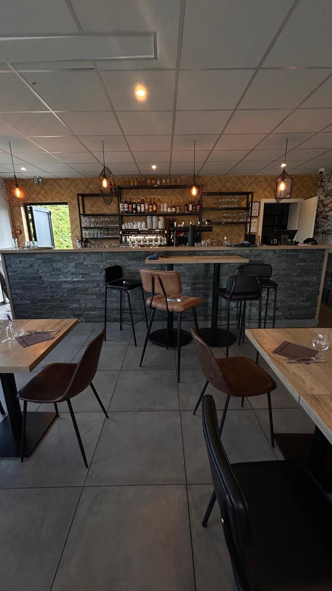 Villy-le-Pelloux Beaujour & Bonsoir Hotel - Restaurant מראה חיצוני תמונה