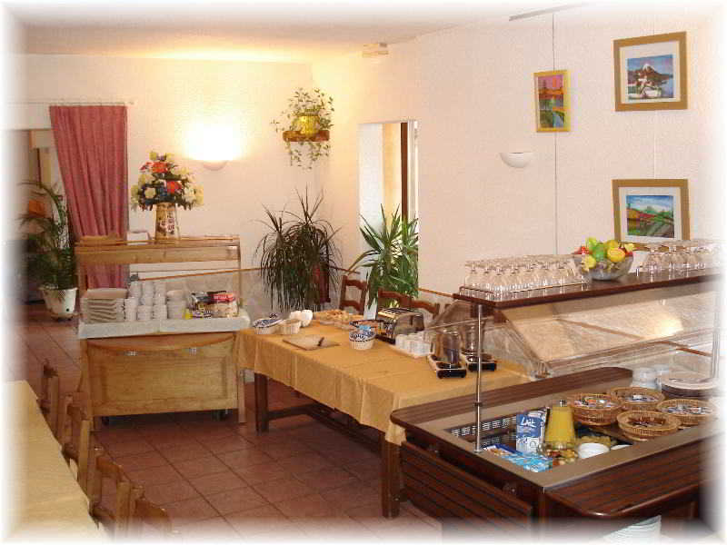 Villy-le-Pelloux Beaujour & Bonsoir Hotel - Restaurant מראה חיצוני תמונה